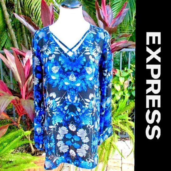 Express Blue Floral Tunic Blouse - Picture 1 of 6